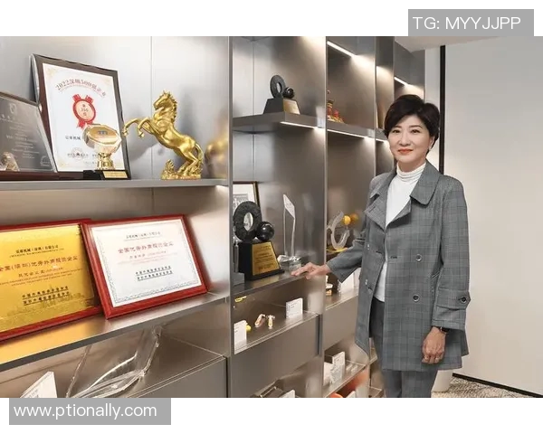 上海排球队的崛起之路:洲际杯背后的成长与奋斗故事 上海排球队的崛起之路:洲际杯背后的成长与奋斗故事