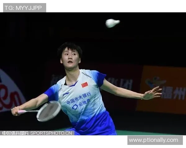 北京羽毛球队灵活性变革引发热议助力竞技水平提升与发展 北京羽毛球队灵活性变革引发热议助力竞技水平提升与发展