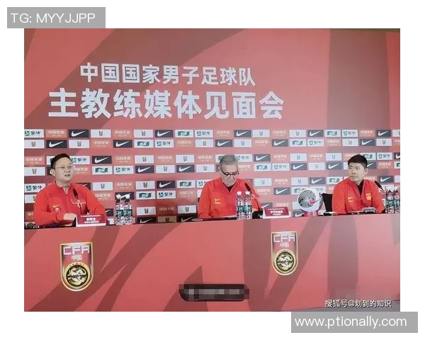 成都足球队足球意识排名创新高引发热议展现出色团队协作与战术执行能力