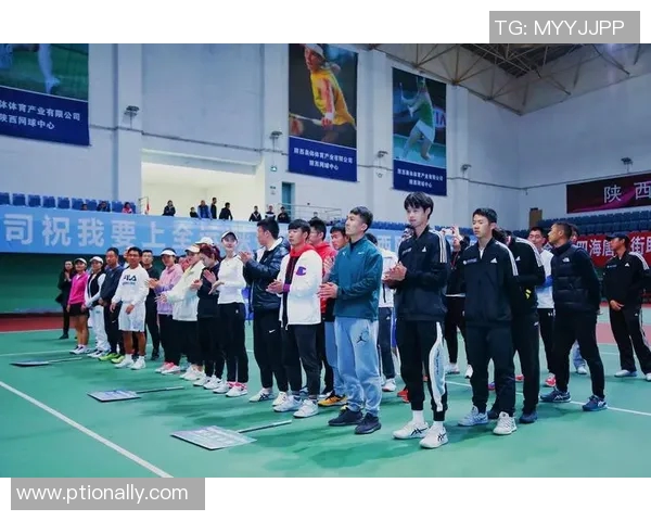 西安网球队联赛精彩配合展现团队默契与竞技风采 西安网球队联赛精彩配合展现团队默契与竞技风采