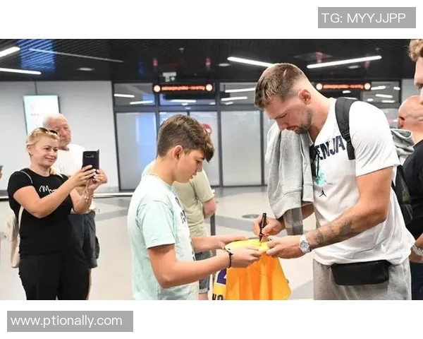 东契奇与约基奇激战国际赛斯洛文尼亚险胜塞尔维亚夺冠荣耀