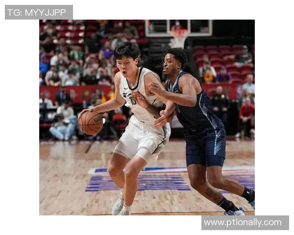 开扩者与雷霆的精彩对决直播全程回顾与分析