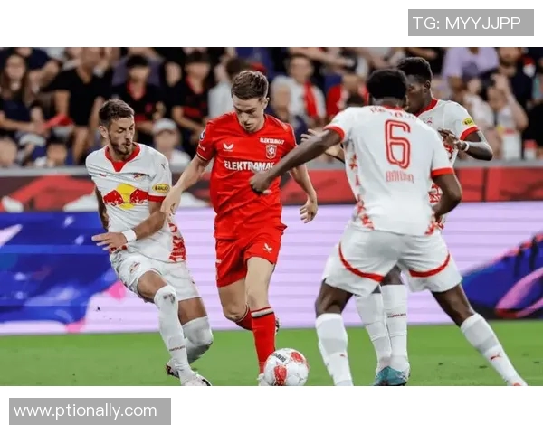 特温特与乌德勒激战在即谁能在这场对决中笑到最后