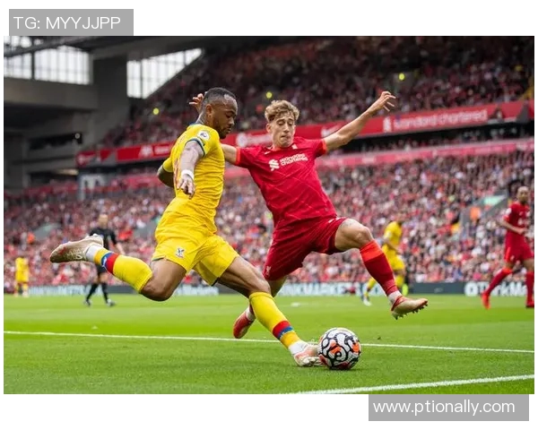 詹俊激情解说巴黎圣日耳曼对阵曼联的精彩对决全场回顾与分析