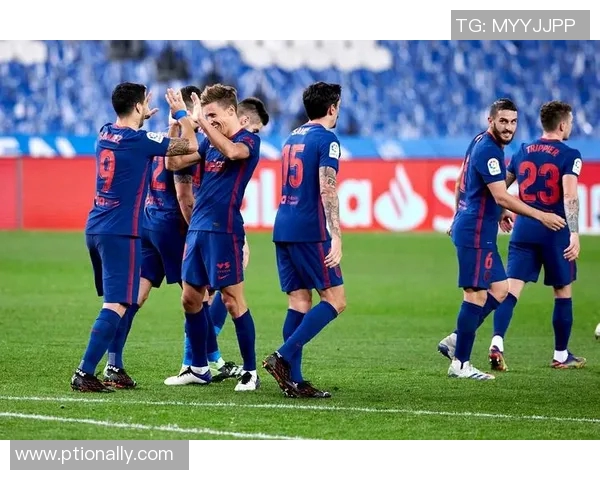 雷奥亚与埃瓦尔激战正酣谁能在这场较量中笑到最后 雷奥亚与埃瓦尔激战正酣谁能在这场较量中笑到最后