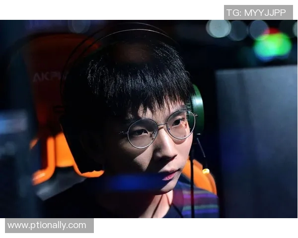 祝铭震:从青涩少年到电竞巨星的成长之路与奋斗历程 祝铭震:从青涩少年到电竞巨星的成长之路与奋斗历程