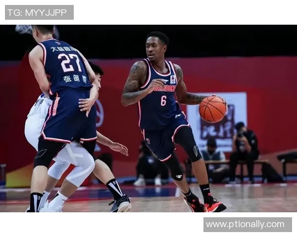 马尚布鲁克斯：从篮球新星到职业生涯的辉煌转折之路