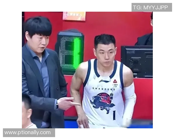 高诗岩：从青涩新星到篮球场上的闪耀之星的成长之路